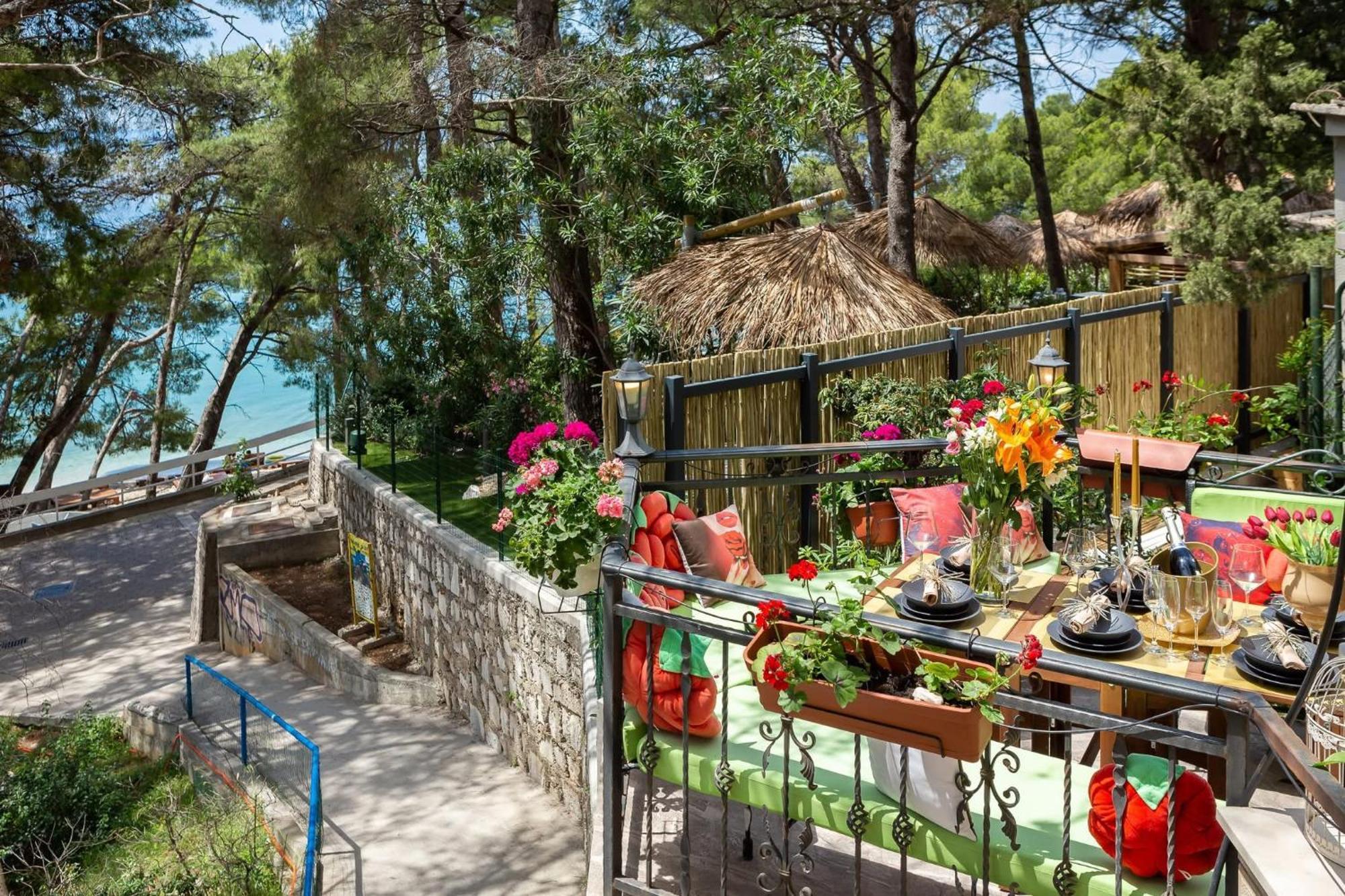 Beachfront Apartment Romilda Макарська Екстер'єр фото